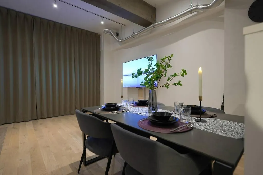 Scs Kaigan Two 201 Apartment Tokyo